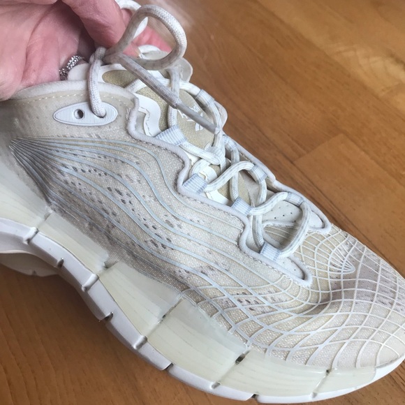 Reebok Zig Kinetica 2 sneakers shoes Chalk Orange Flare off-white womens size 7 - Picture 8 of 13